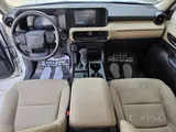 Toyota Land Cruiser Prado 2024